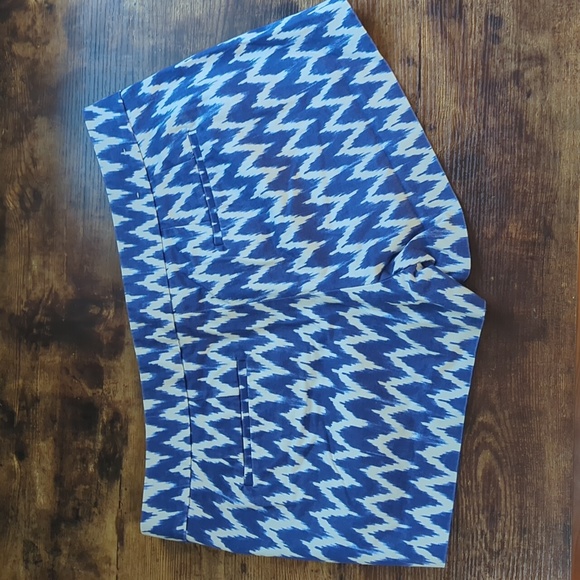 J.Crew Blue Chevron Stretch Shorts - Picture 5 of 8